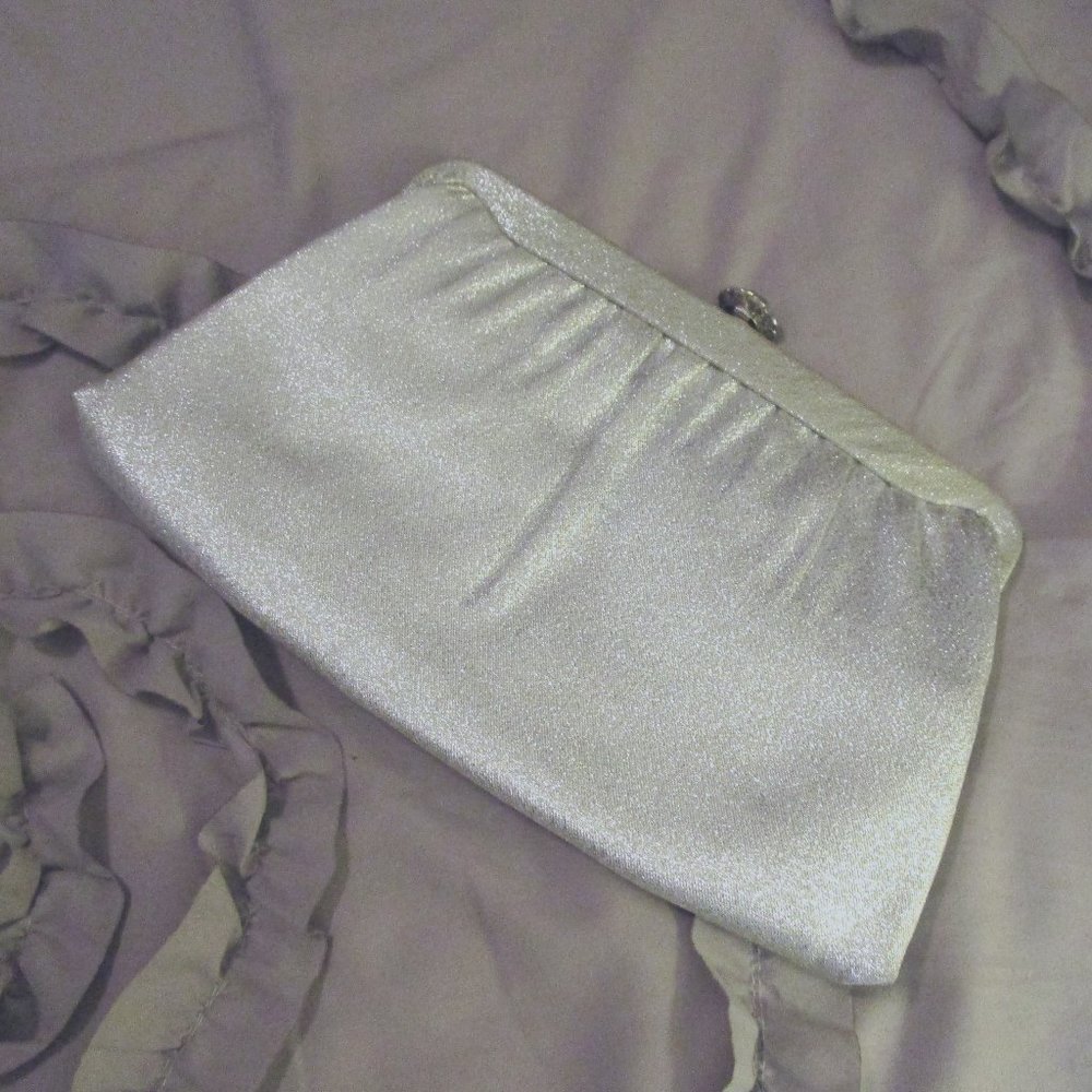 vintage metallic fabric evening bag wristlet